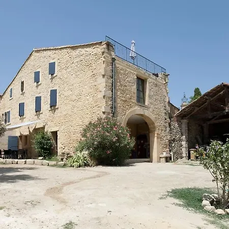 Mas De Village Avec Piscine Et Grand Jardin Cloture 펜션 *