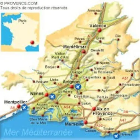 Mas De Village Avec Piscine Et Grand Jardin Cloture Feriehus