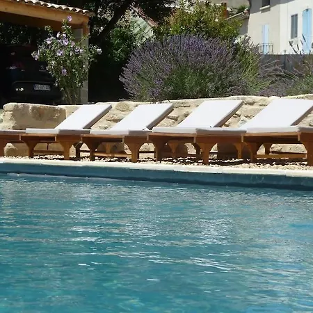 Feriehus Mas De Village Avec Piscine Et Grand Jardin Cloture *
