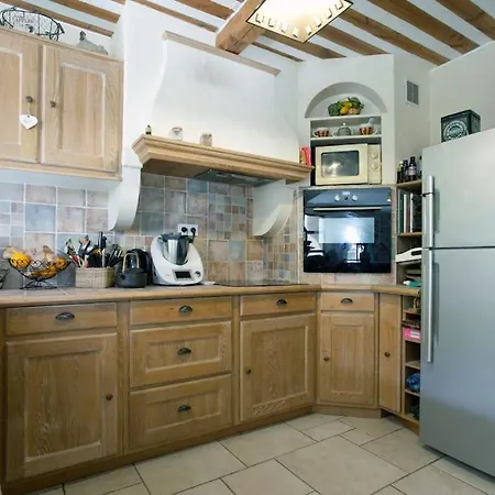 Tatil Evi Mas De Village Avec Piscine Et Grand Jardin Cloture Fournès