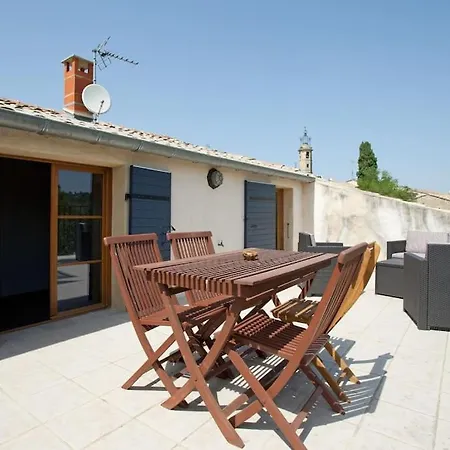 Mas De Village Avec Piscine Et Grand Jardin Cloture Tatil Evi