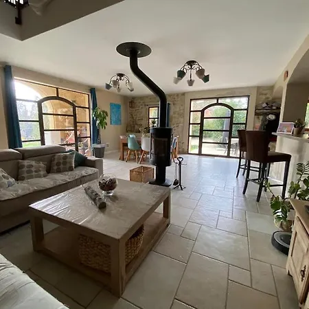 Mas De Village Avec Piscine Et Grand Jardin Cloture Feriehus *