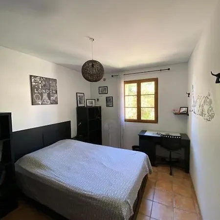 Feriehus Mas De Village Avec Piscine Et Grand Jardin Cloture *
